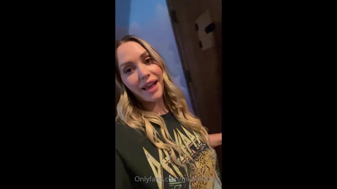 Mia Malkova Orgasm While Streaming Twitch Onlyfans Video - gotanynudes.com