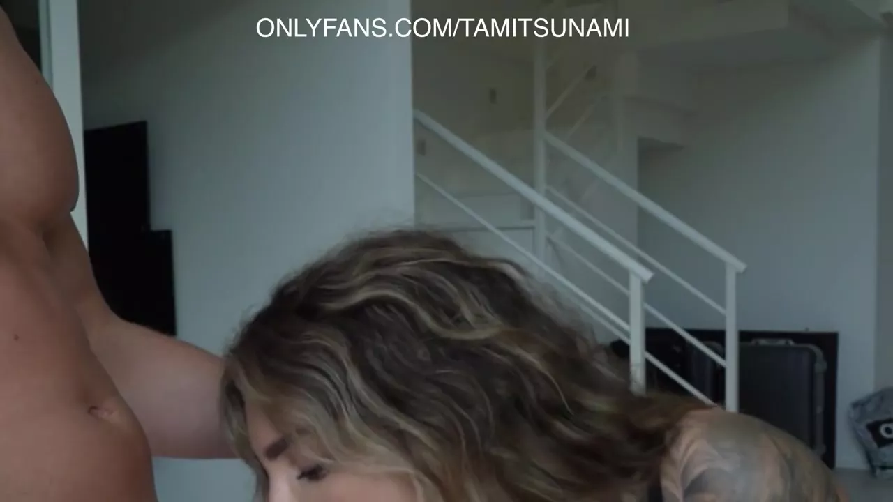 Intense amateur fuck with sexy italian girl - Tami Tsunami