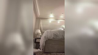 Mia Khalifa Nude Hotel OnlyFans Livestream Leaked