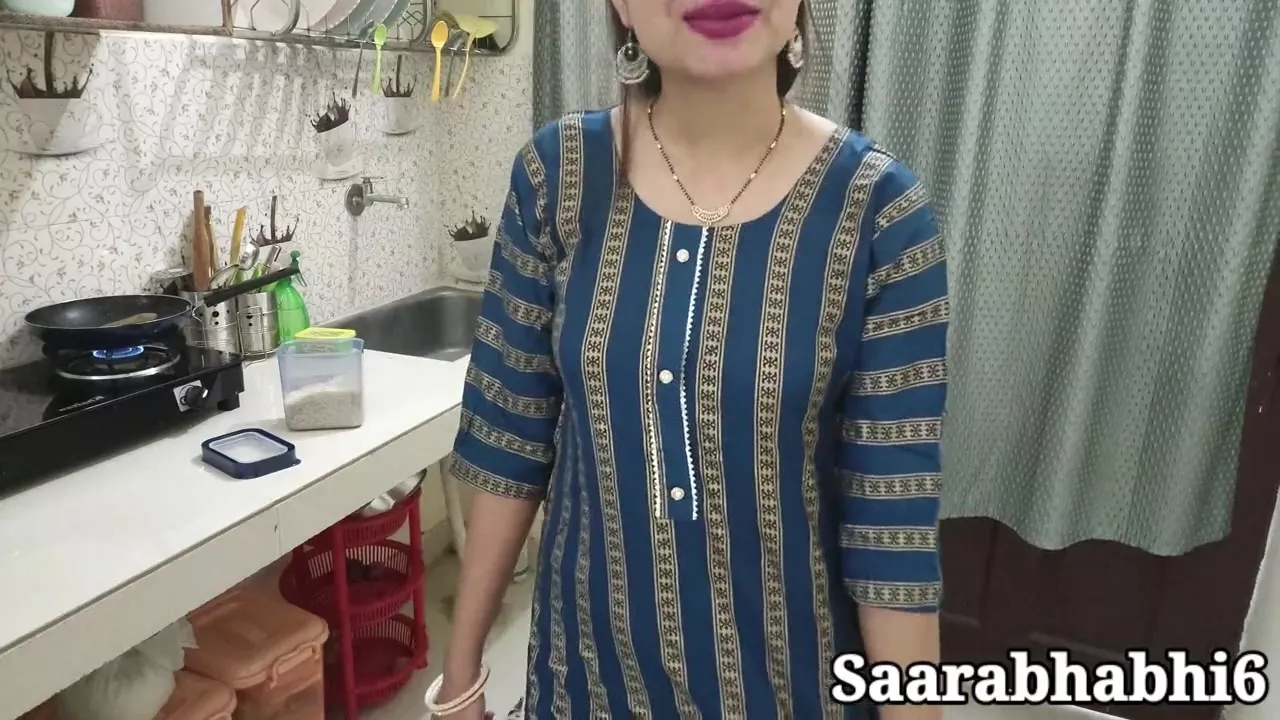 Jabardasti Xxx Video In Kitchen - Indian Husband ne Kitchen main Biwi ko jabardasti khich ke Choda