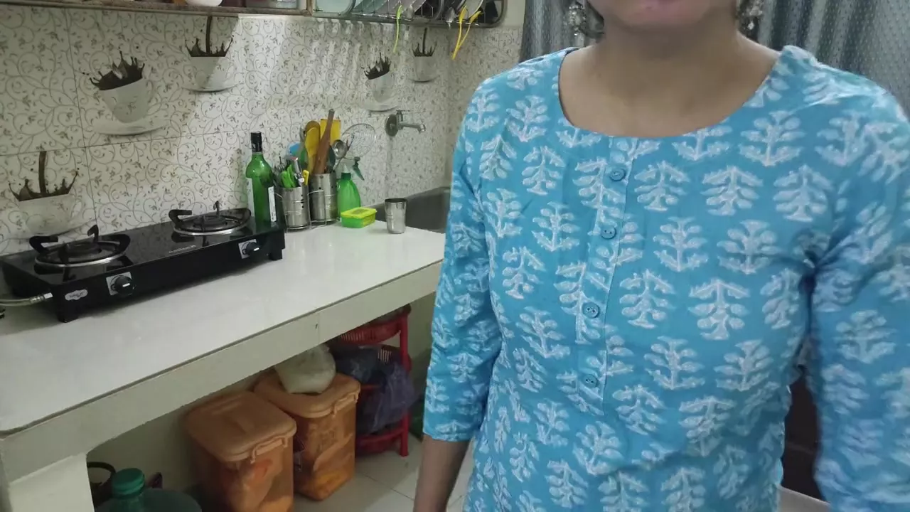 Indian Bengali Milf stepmom teaching her stepson how to sex with  girlfriend!! In kitchen With