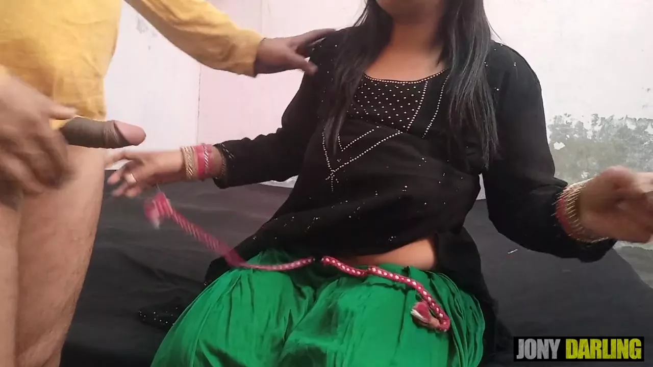 Ganda Video - Punjabi bhabhi ka devar ke saath ganda video leak...viral porn video  Jonydarling